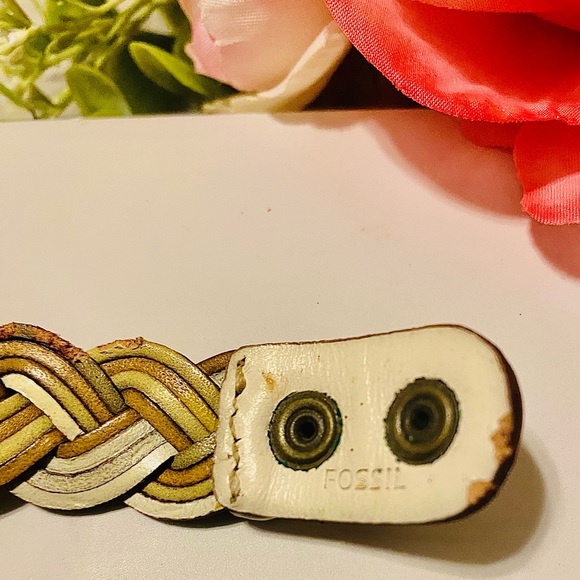 Fossil Braided Leather Snap Bracelet 21 cm long, good condition, light wear - Picture 4 of 5